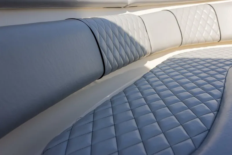 Slide: The Image of Pursuit ST 310 Sport 2012 - 51