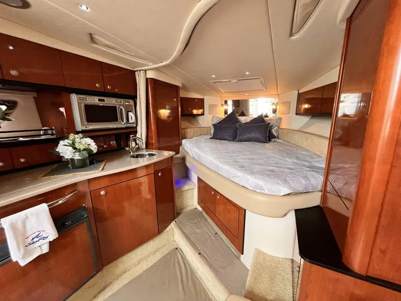 Slide: The Image of Sea Ray 310 Sundancer 2007 - 32
