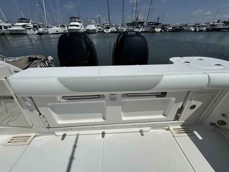 Slide: The Image of Boston Whaler 305 Conquest 2011 - 16