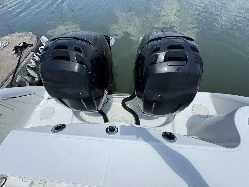 Slide: The Image of Boston Whaler 305 Conquest 2011 - 19