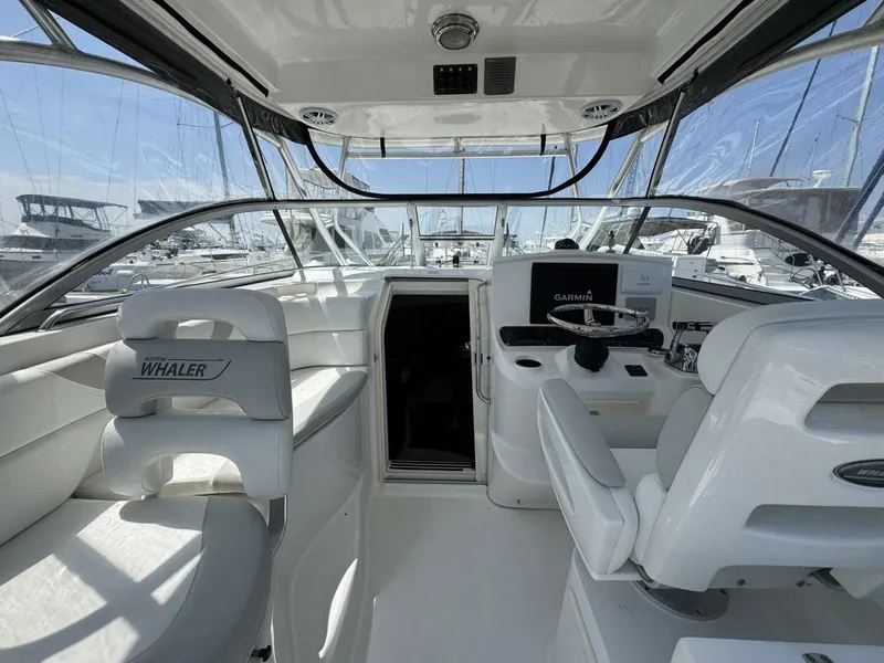 Slide: The Image of Boston Whaler 305 Conquest 2011 - 23