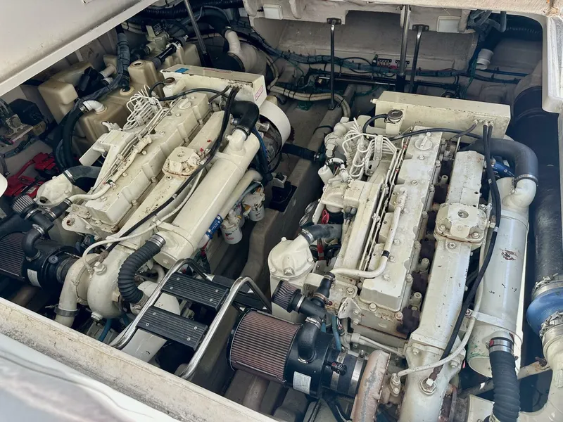 Slide: The Image of Sea Ray 420 Sundancer 2004 - 26