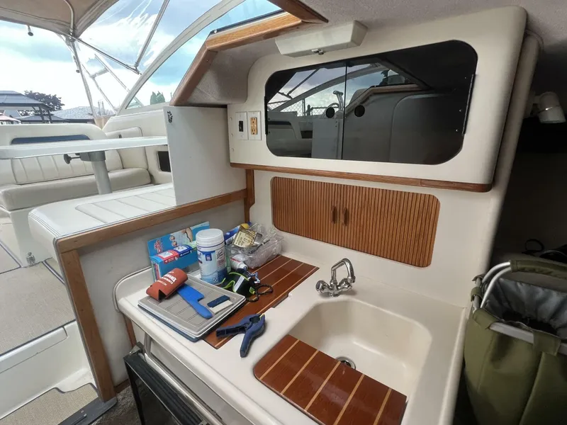 Slide: The Image of Sea Ray 310 Amberjack 1993 - 11