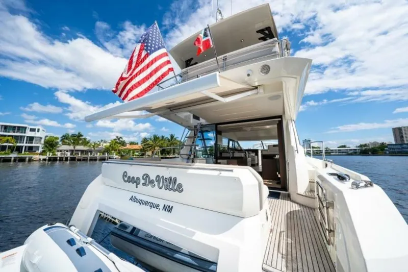 Slide: The Image of Prestige 520 Fly 2020 - 10