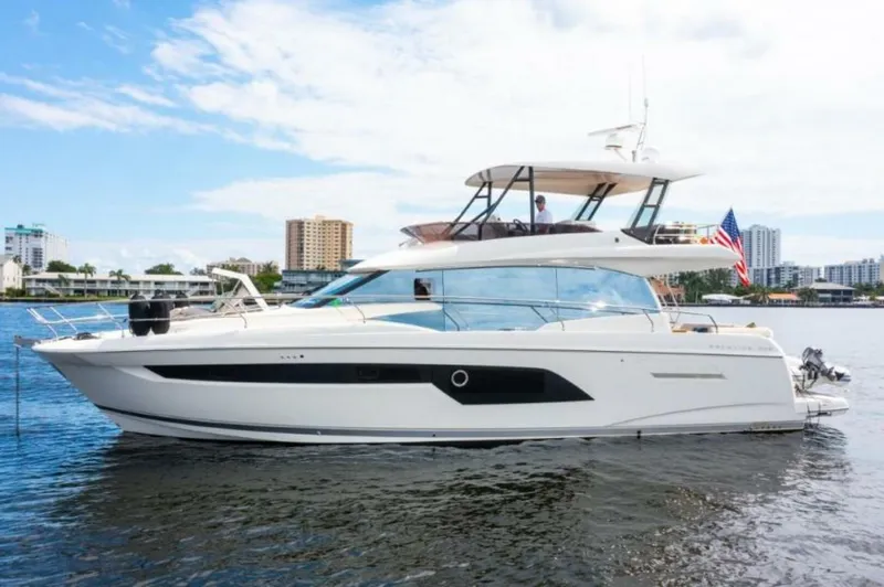 Slide: The Image of Prestige 520 Fly 2020 - 2