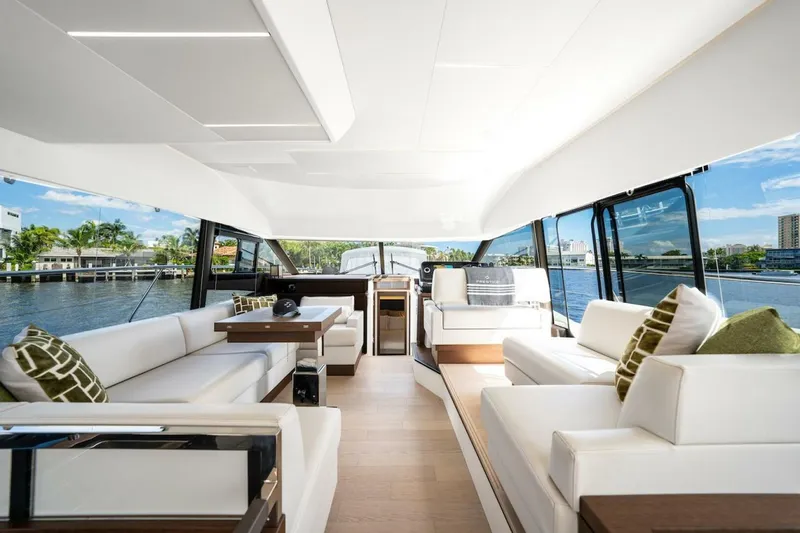 Slide: The Image of Prestige 520 Fly 2020 - 31