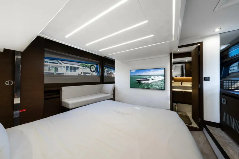 Slide: The Image of Prestige 520 Fly 2020 - 37