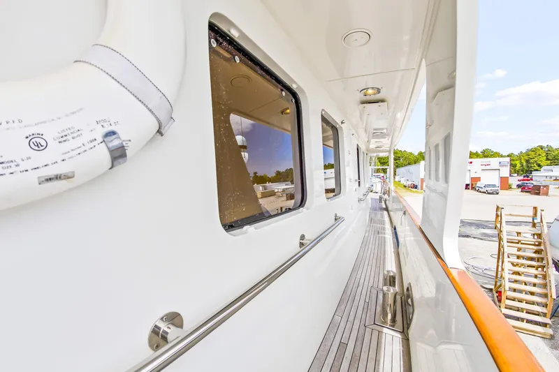 Slide: The Image of Jongert 78 Motor Yacht 1987 - 103