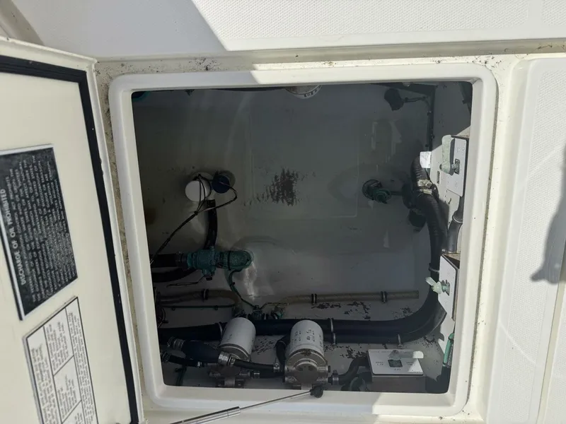 Slide: The Image of SeaVee 390B Center Console 2014 - 22