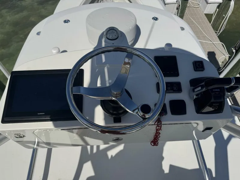 Slide: The Image of SeaVee 390B Center Console 2014 - 33