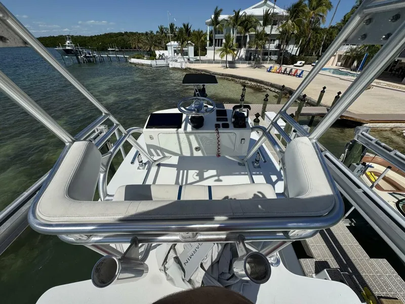 Slide: The Image of SeaVee 390B Center Console 2014 - 34