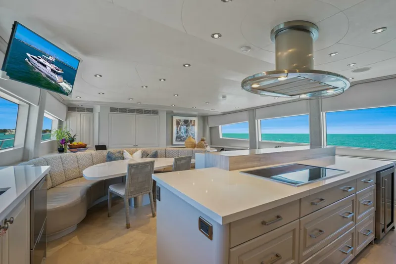 Slide: The Image of Crescent Raised Pilothouse 2004 - 12