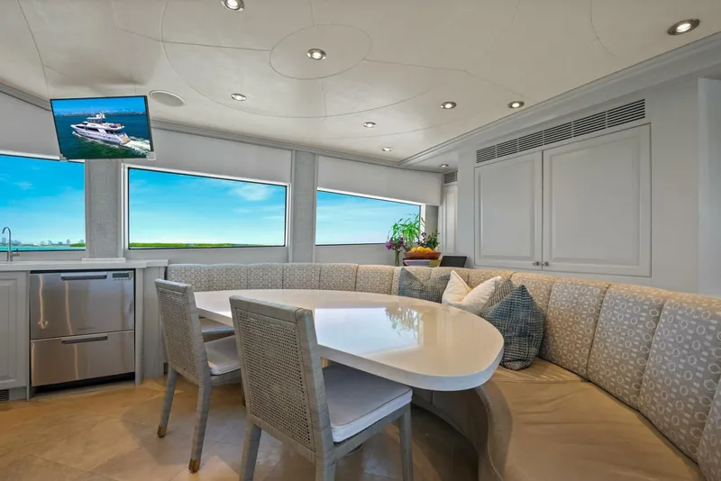 Slide: The Image of Crescent Raised Pilothouse 2004 - 15