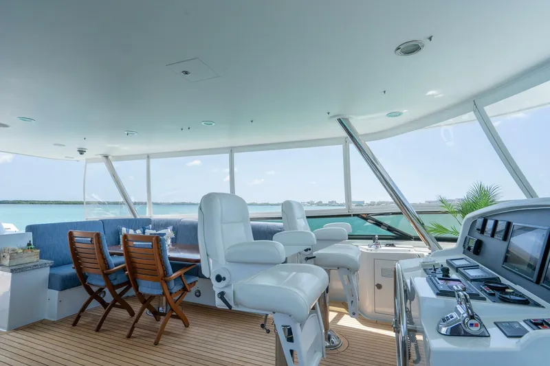 Slide: The Image of Crescent Raised Pilothouse 2004 - 50