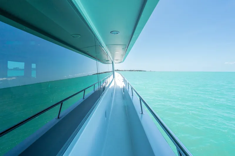 Slide: The Image of Crescent Raised Pilothouse 2004 - 55