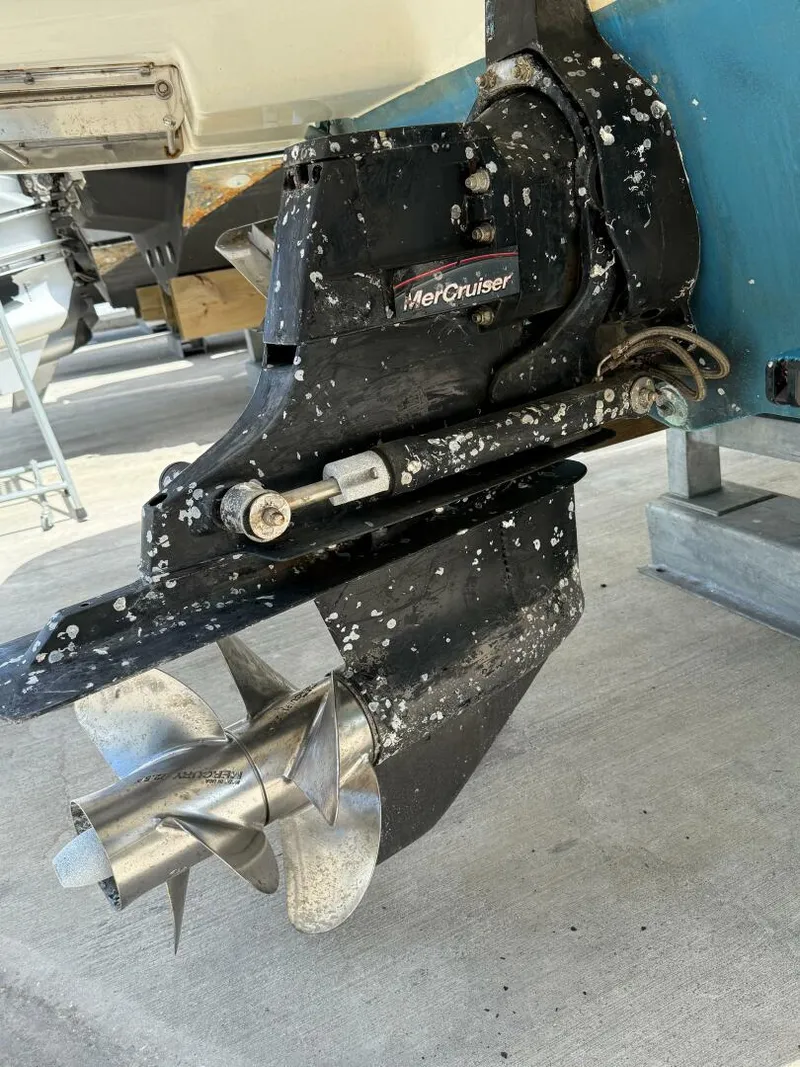 Slide: The Image of Sea Ray 270 SLX 2014 - 12