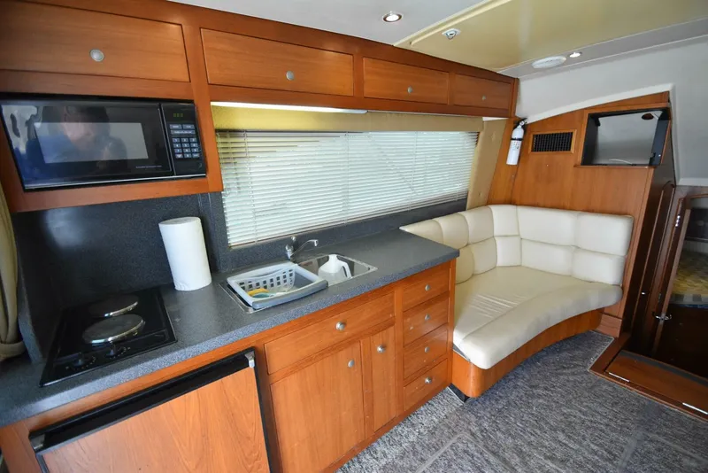 Slide: The Image of Luhrs 340 Convertible 2001 - 10