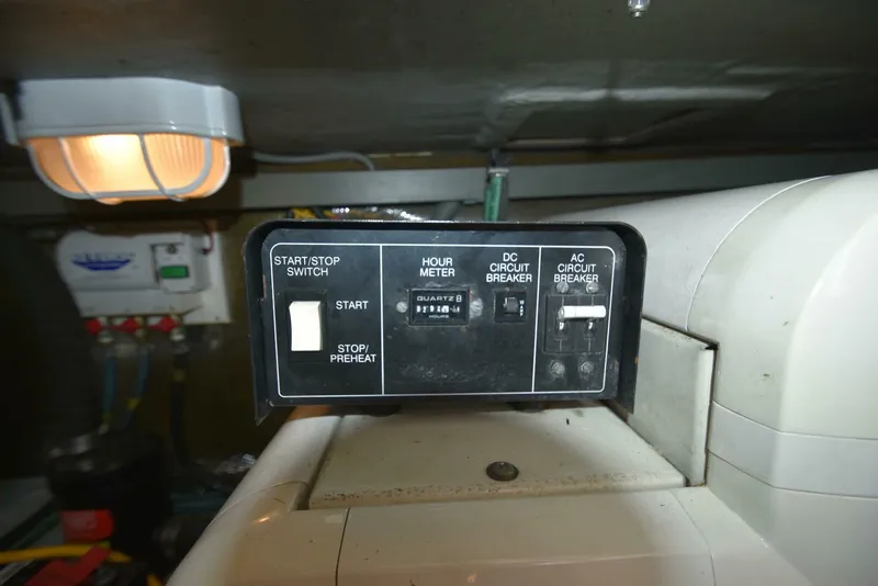Slide: The Image of Luhrs 340 Convertible 2001 - 12