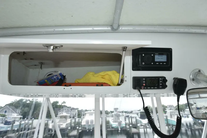Slide: The Image of Luhrs 340 Convertible 2001 - 6