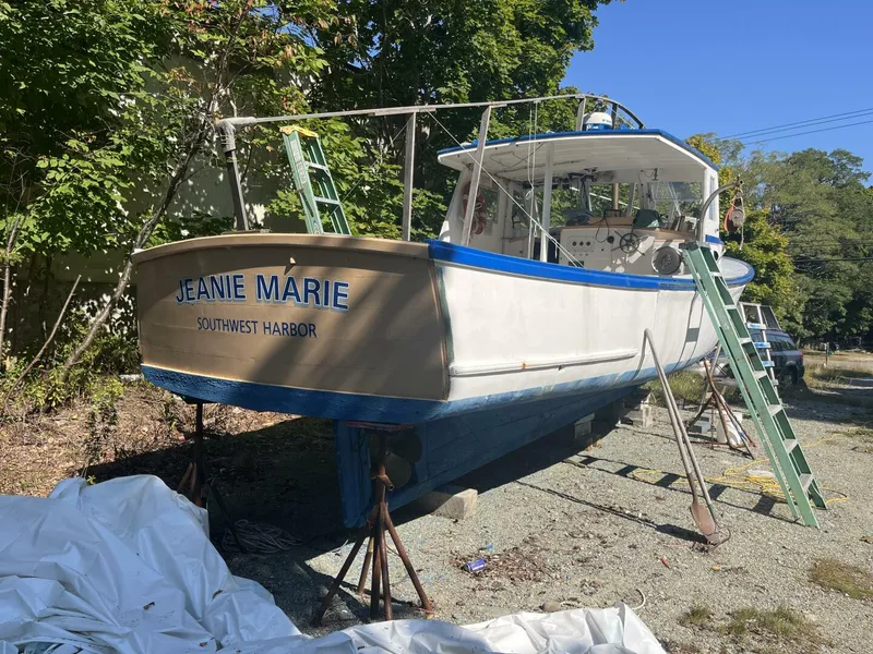 Slide: The Image of Custom Lobster Boat 1972 - 10