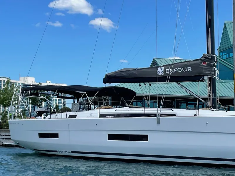 Slide: The Image of Dufour 530 Ocean Version 2022 - 13