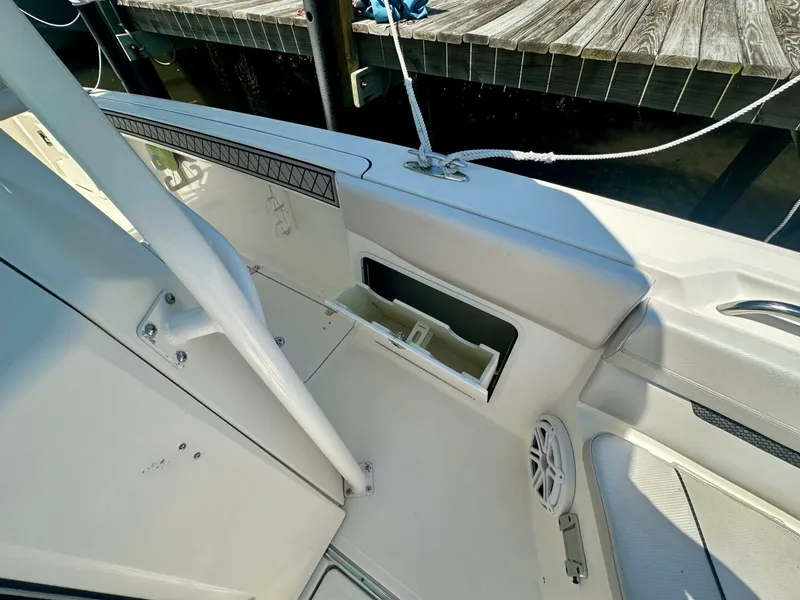 Slide: The Image of Wellcraft 262 Fisherman 2019 - 12