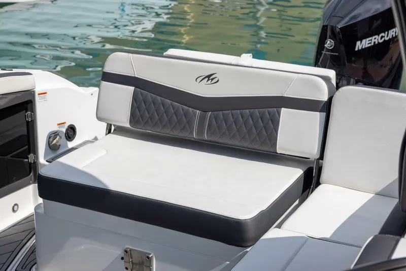 Slide: The Image of Monterey 255SS Super Sport 2023 - 15