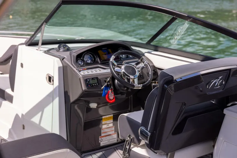 Slide: The Image of Monterey 255SS Super Sport 2023 - 17