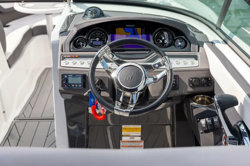 Slide: The Image of Monterey 255SS Super Sport 2023 - 19