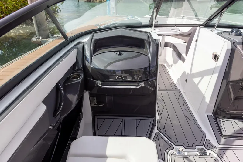 Slide: The Image of Monterey 255SS Super Sport 2023 - 27