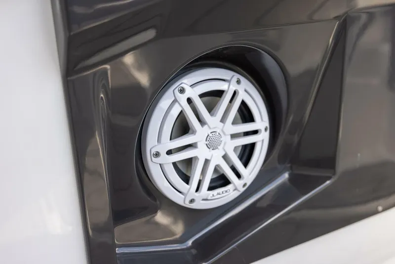Slide: The Image of Monterey 255SS Super Sport 2023 - 31