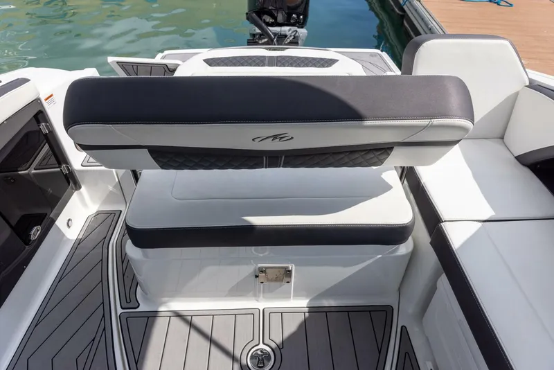 Slide: The Image of Monterey 255SS Super Sport 2023 - 33