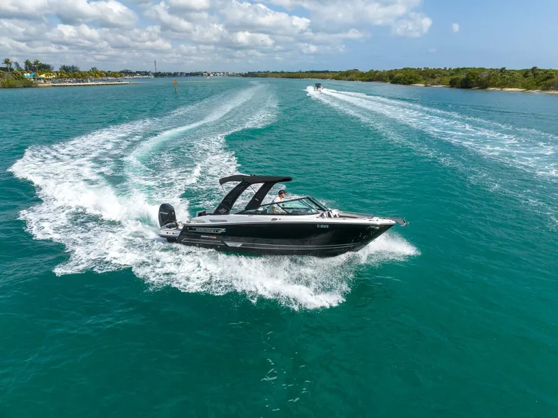 Slide: The Image of Monterey 255SS Super Sport 2023 - 9