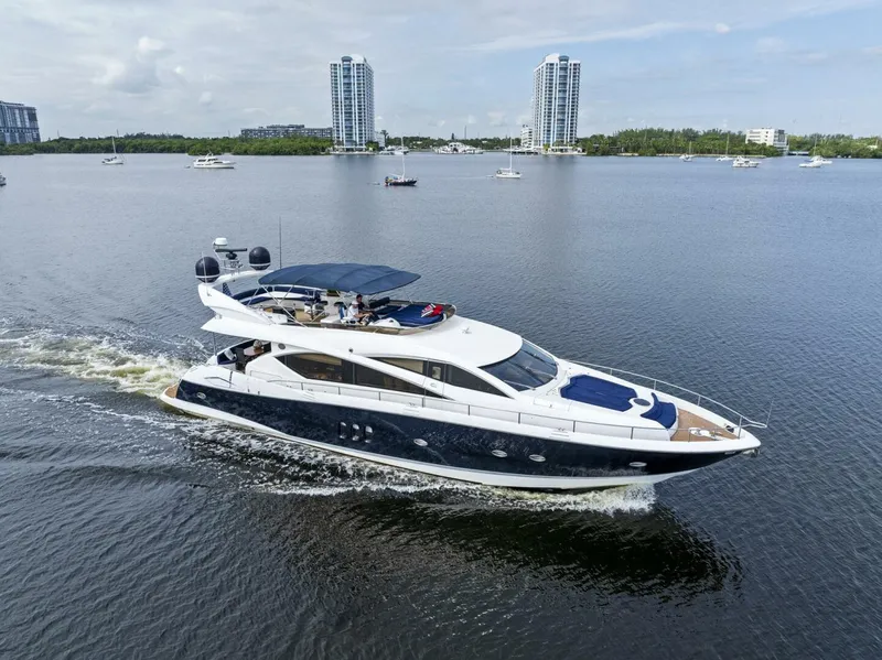 Slide: The Image of Sunseeker 75 Yacht 2006 - 13