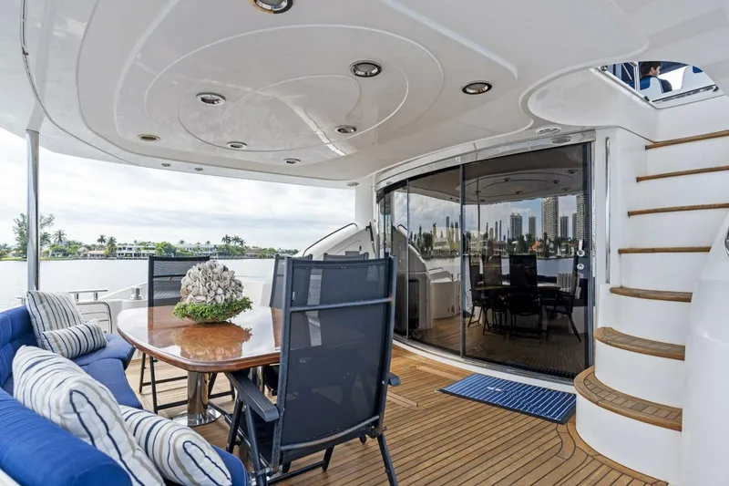 Slide: The Image of Sunseeker 75 Yacht 2006 - 18