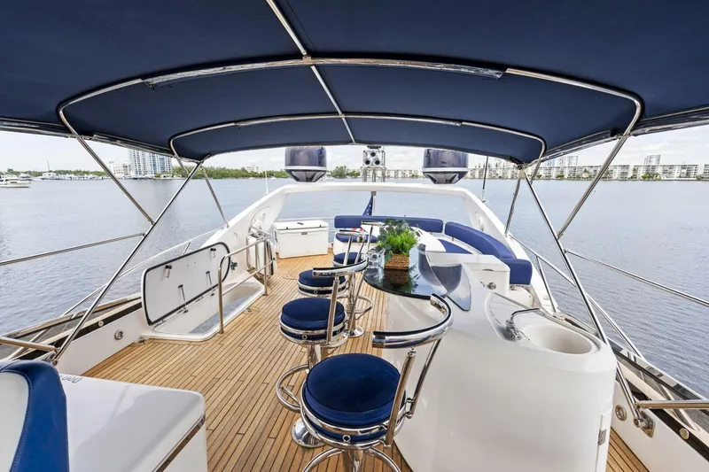 Slide: The Image of Sunseeker 75 Yacht 2006 - 38