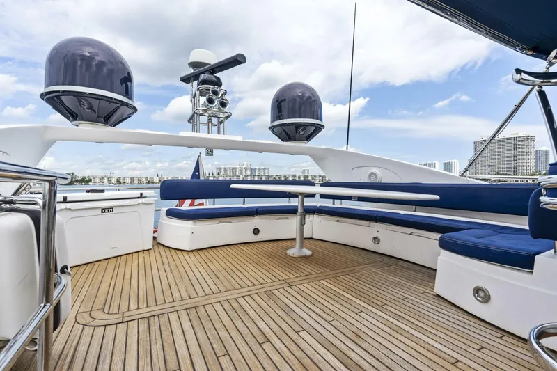 Slide: The Image of Sunseeker 75 Yacht 2006 - 39