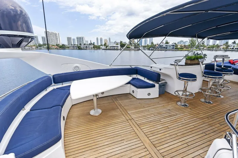 Slide: The Image of Sunseeker 75 Yacht 2006 - 41