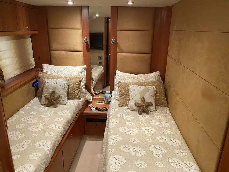 Slide: The Image of Sunseeker 75 Yacht 2006 - 77