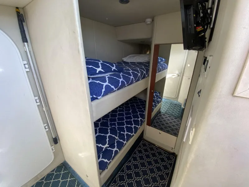 Slide: The Image of Sunseeker 75 Yacht 2006 - 82