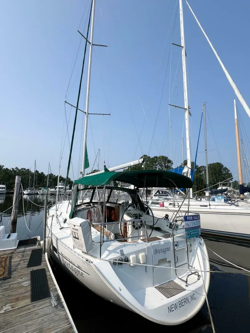 The Image of Beneteau 361 2002 - 0