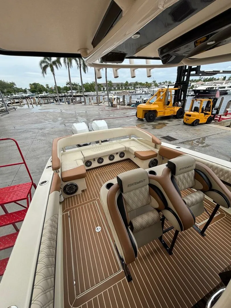 Slide: The Image of Statement 35 Center Console 2013 - 10