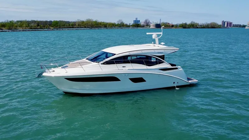 The Image of Sea Ray 400 Sundancer 2017 - 0
