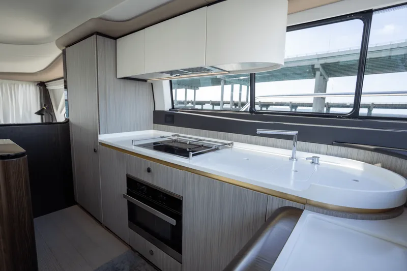 Slide: The Image of Azimut AZ 60-FLY 2019 - 48