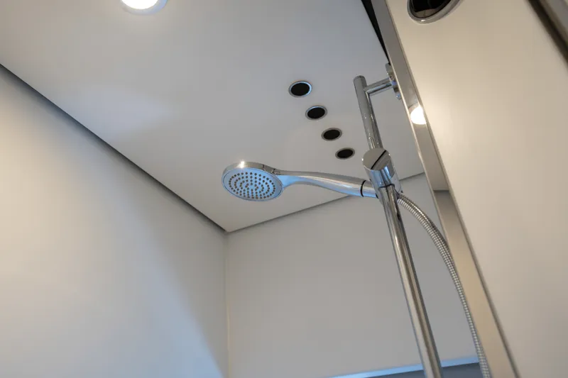Slide: The Image of Azimut AZ 60-FLY 2019 - 56