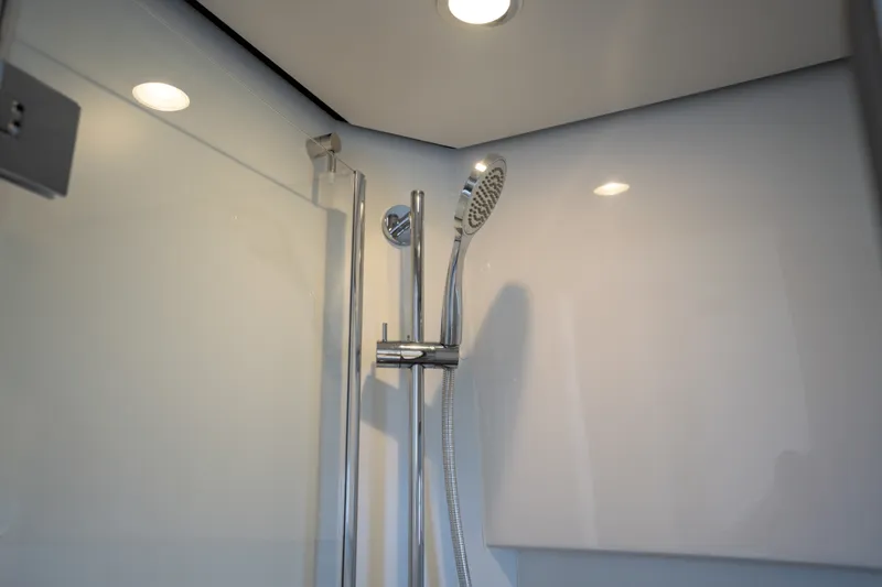Slide: The Image of Azimut AZ 60-FLY 2019 - 71