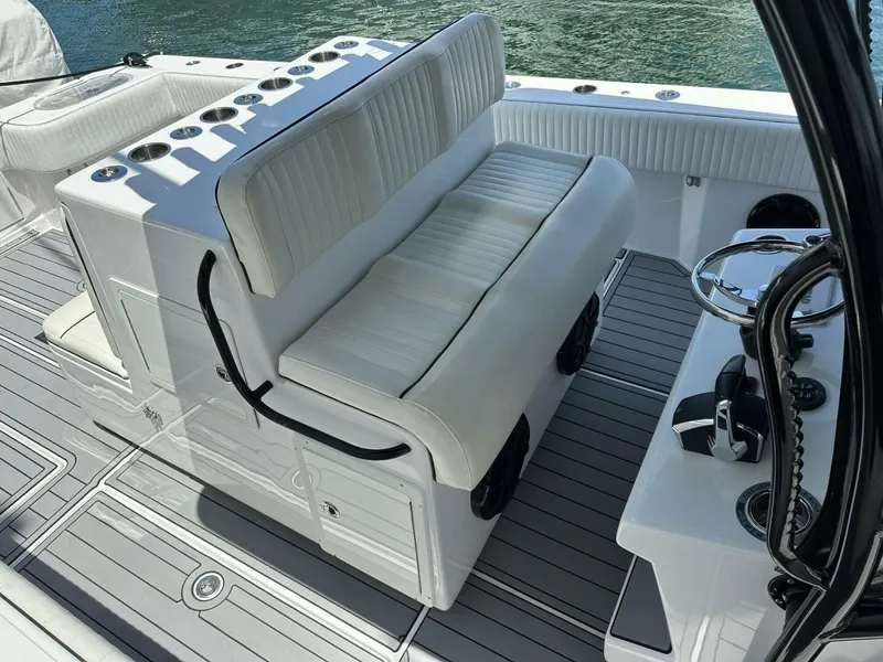 Slide: The Image of Sea Hunter 39 Center Console 2019 - 2