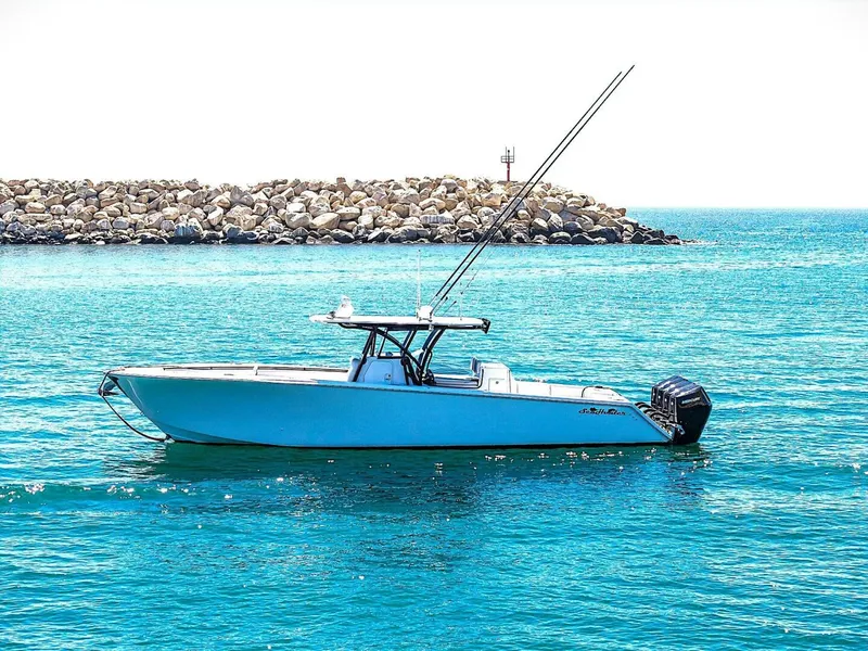 Slide: The Image of Sea Hunter 39 Center Console 2019 - 27