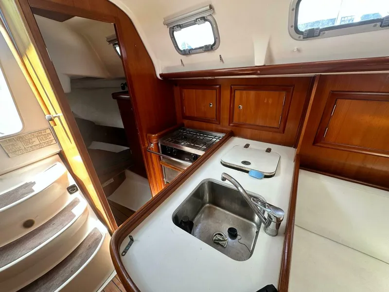 Slide: The Image of Beneteau Oceanis Clipper 323 2007 - 10