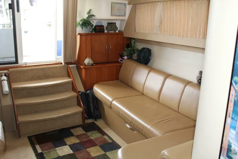 Slide: The Image of Carver Yachts 360 Mariner 2004 - 12